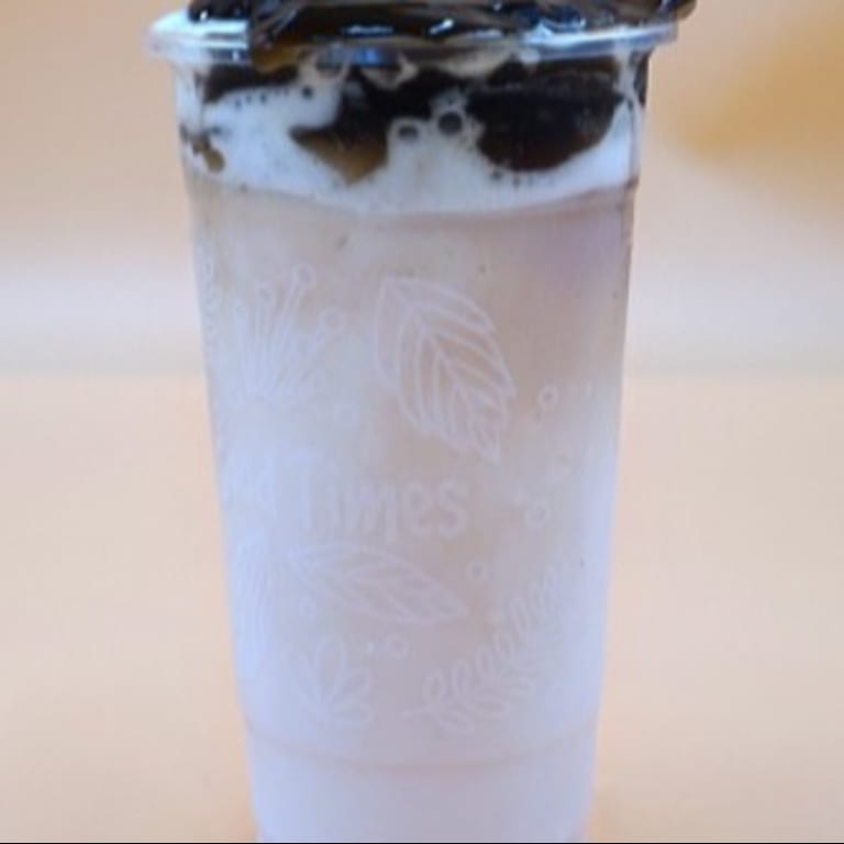 Grass Jelly Delights: Taiwanese Dessert and More