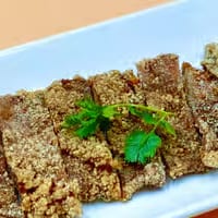 A28. Fried Pork Chops 炸豬排.