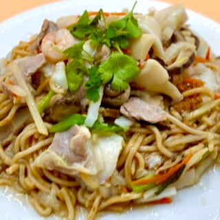 N20. House Special Seafood Chow Mein 台式海鮮炒麵